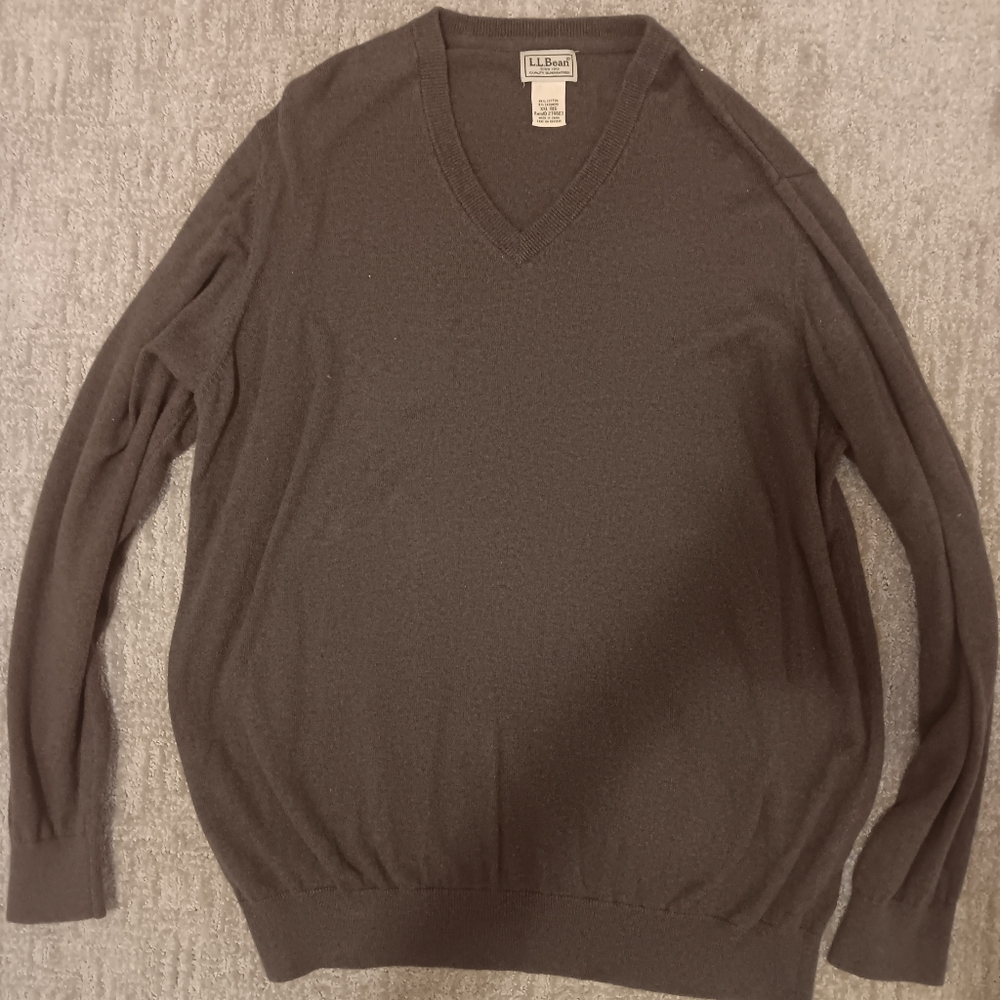 L.L. Bean Men's V-Neck Sweater - Dark Brown